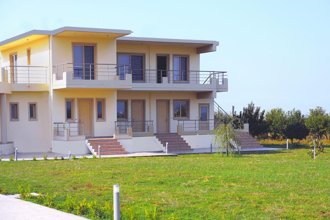 Stelia Luxury Apartments Kalavarda Exterior photo