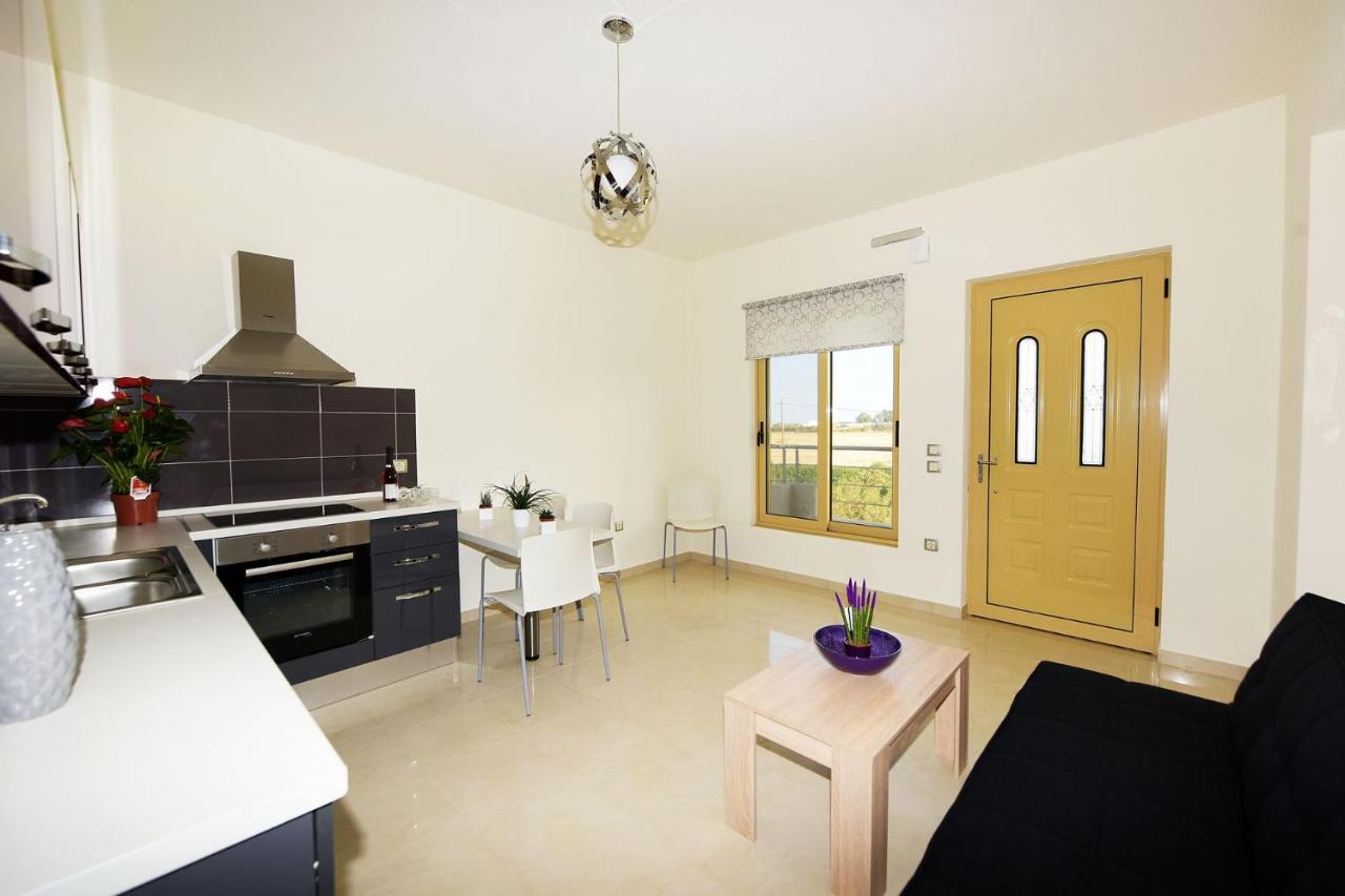 Stelia Luxury Apartments Kalavarda Exterior photo